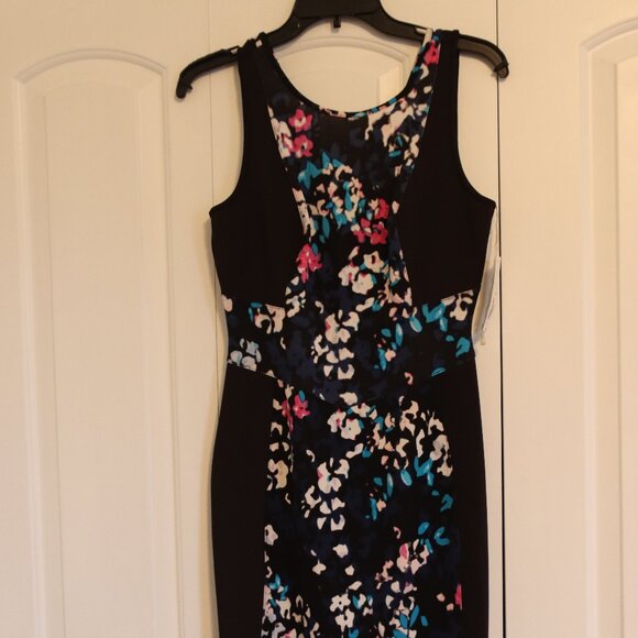 I ❤ Ronson Dresses & Skirts - I ❤ Ronson Floral Block Bodycon Dress NWT Size Small